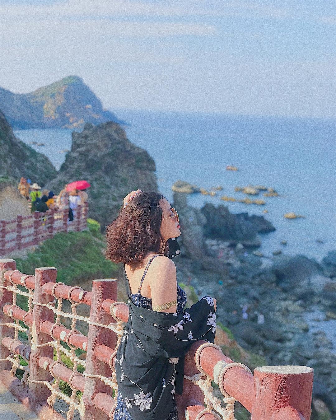 dip nghi 30/4 va 1/5 anh 22