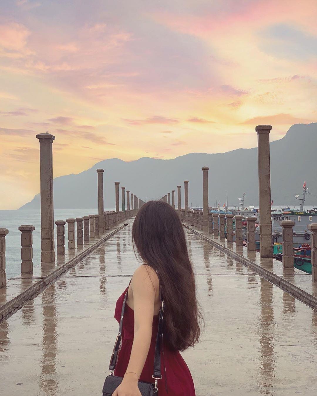 dip nghi 30/4 va 1/5 anh 11