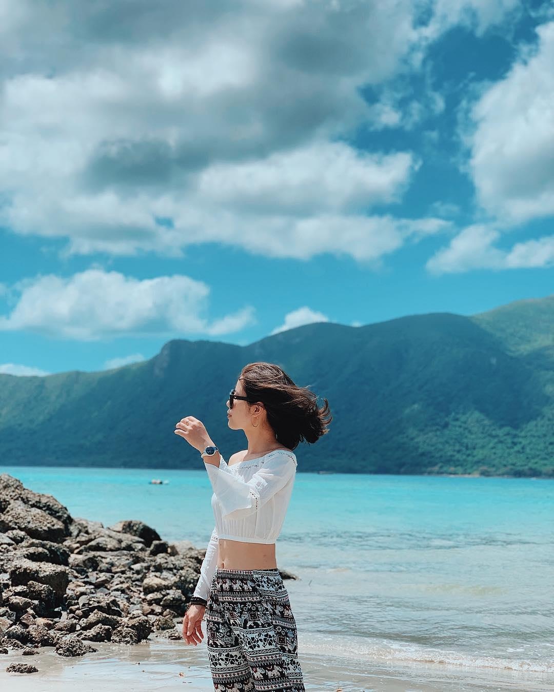 dip nghi 30/4 va 1/5 anh 12