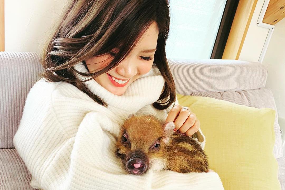 Quan ca phe lon o Nhat Ban khien du khach me man hinh anh