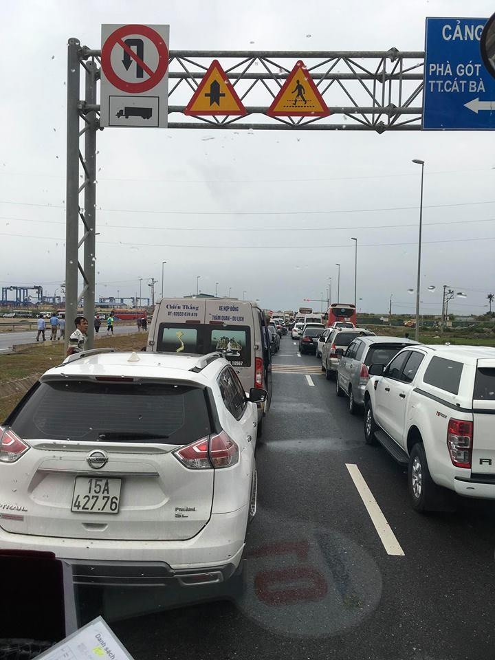 Du lich ngay le anh 12