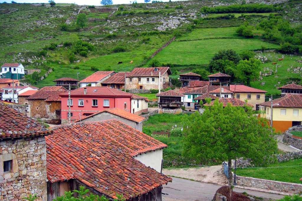 Cuoc song tai ngoi lang co nhieu soi hon tre em hinh anh