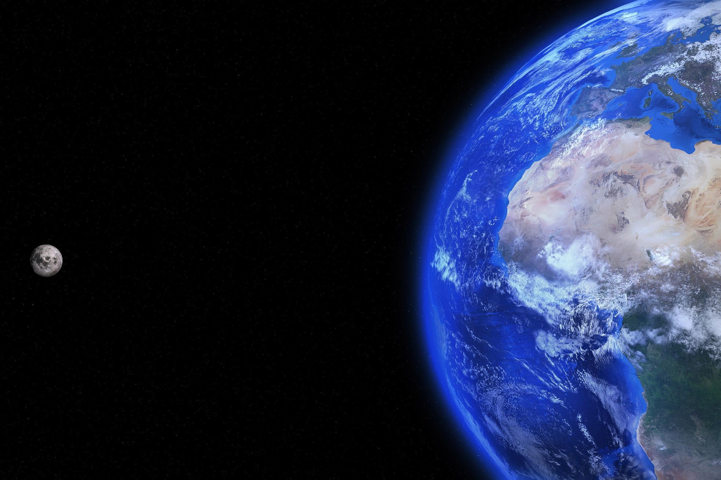 Ly do bau troi cua Mat Trang va khong gian luon toi den hinh anh