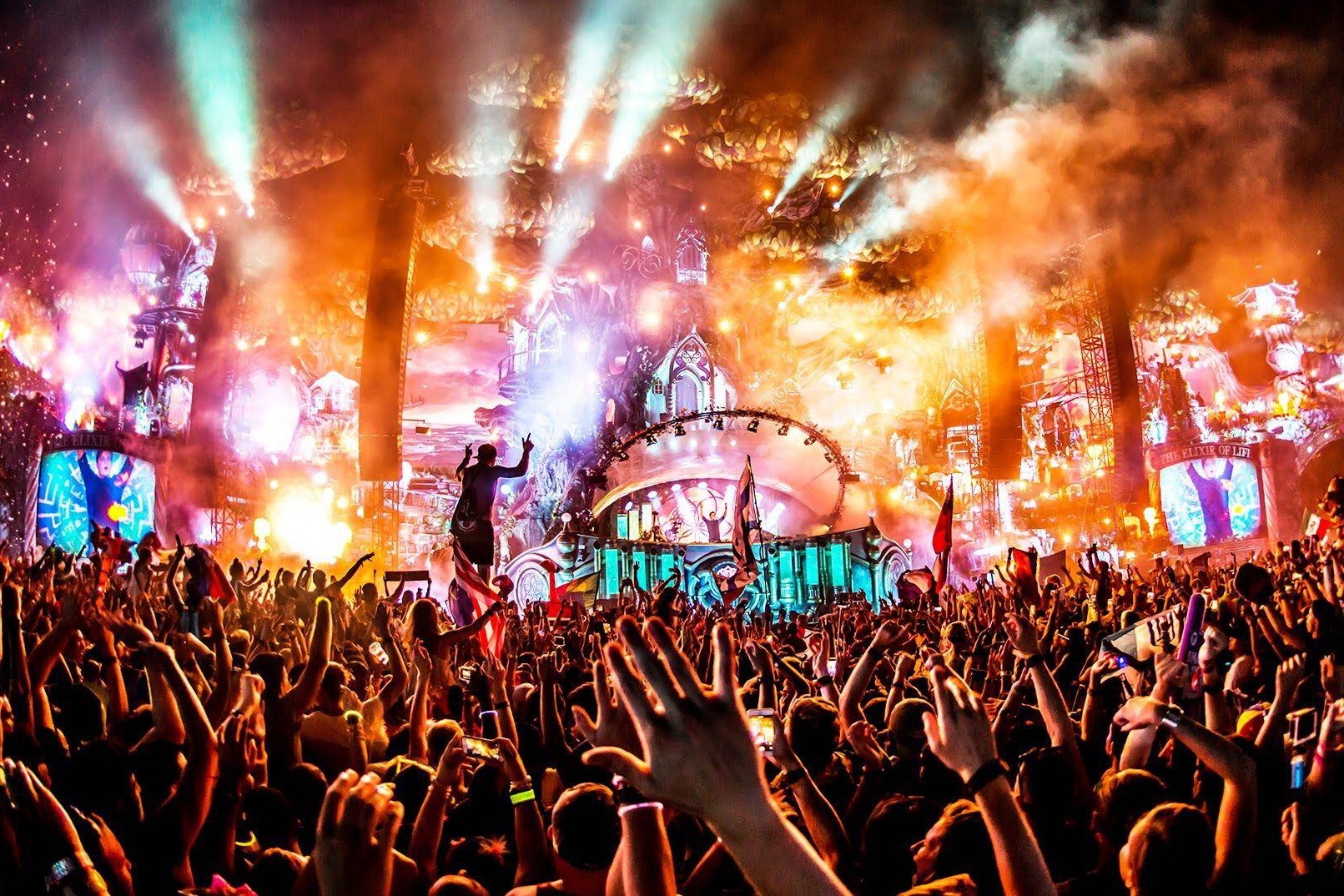 Nguoi dan cac nuoc tren the gioi an gi vao dem giao thua? hinh anh