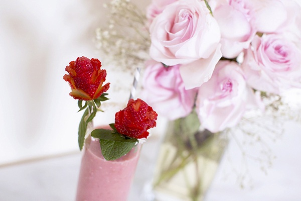 Bi quyet lam pudding hoa hong dau tay hinh anh