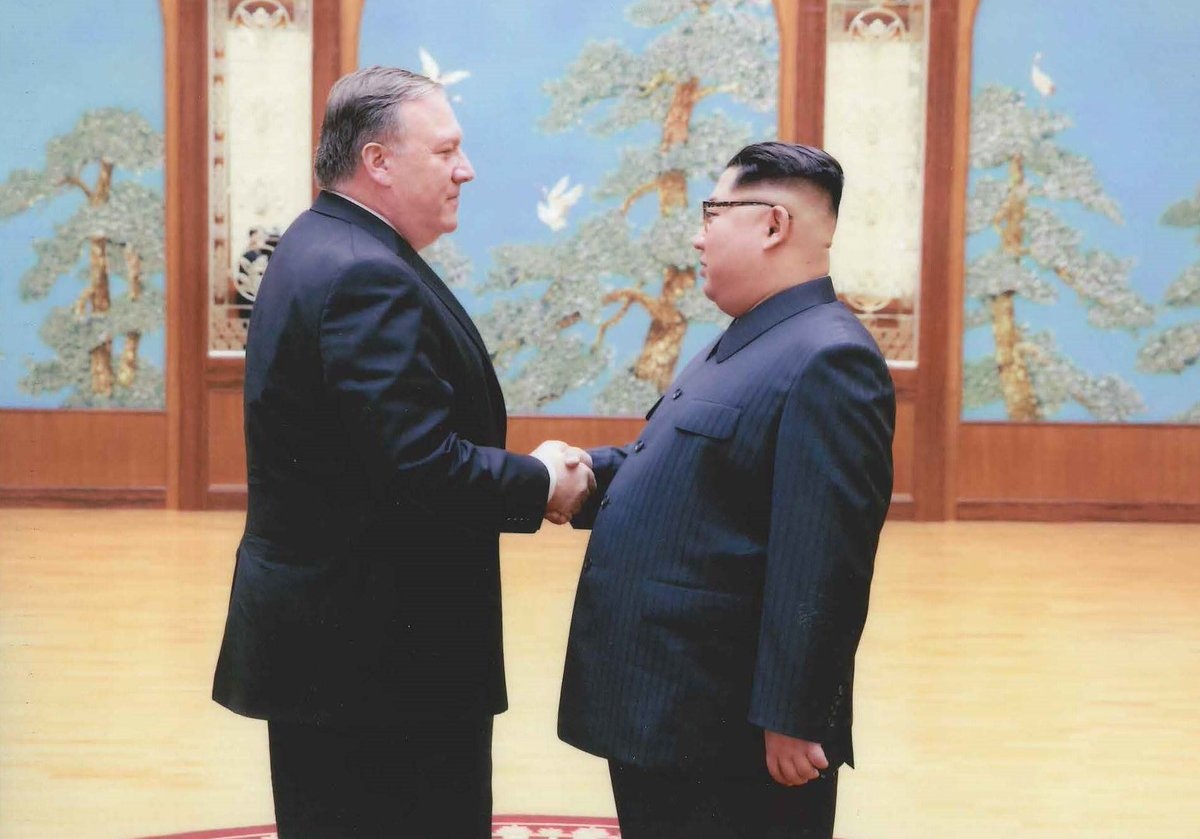 Mike Pompeo làm Ngoại trưởng Mỹ ảnh 2 Mike Pompeo lam Ngoai truong My anh 2