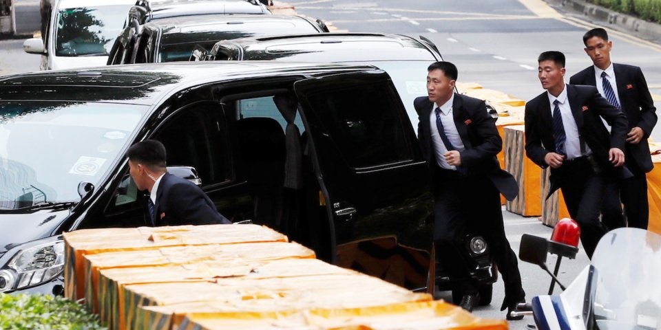 doi ve si thap tung Kim Jong Un anh 2