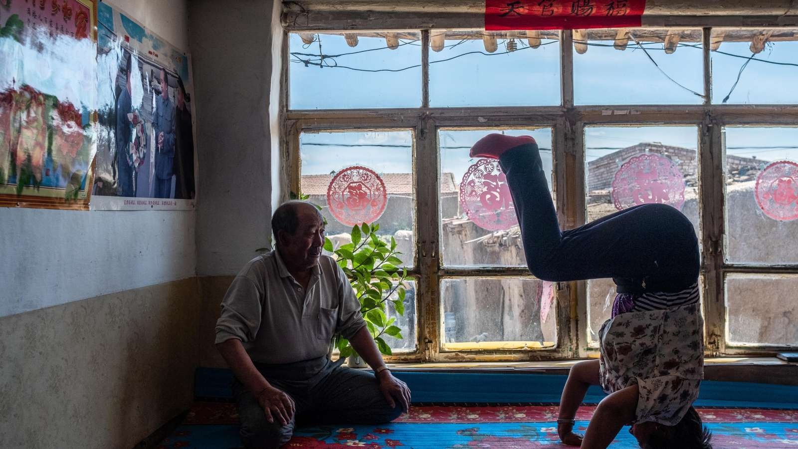 người già học yoga ảnh 7 nguoi gia hoc yoga anh 7