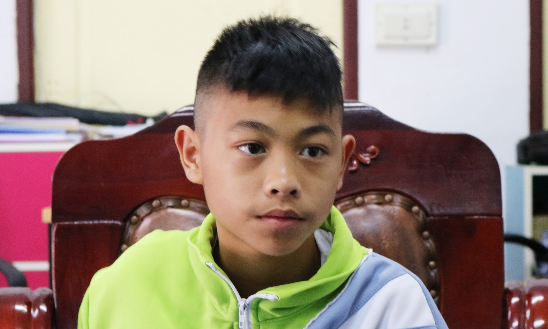 Hai cau thu cua doi bong Thai thoat nan vi khong theo vao hang hinh anh