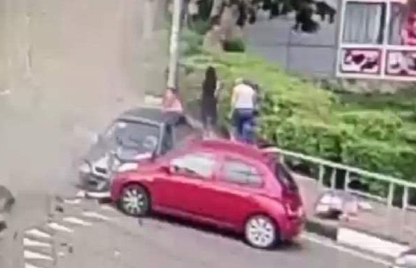 Tai xe ngu gat, lao xe vao nguoi di bo tai thanh pho to chuc World Cup hinh anh