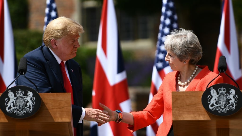 9 khoanh khac noi bat trong chuyen tham Anh cua ong Trump hinh anh