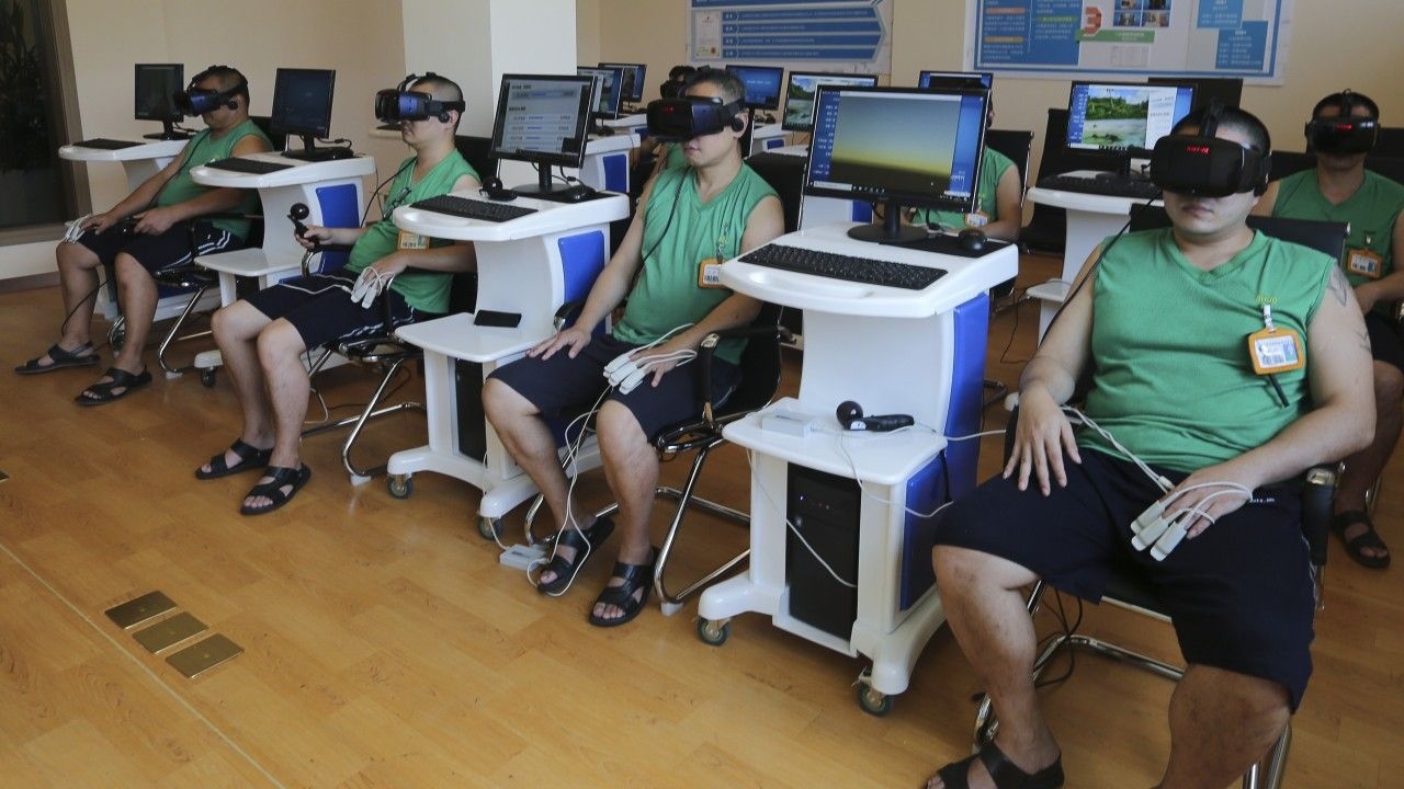 sử dụng thực tế ảo VR trong cai nghiện ảnh 2 su dung thuc te ao VR trong cai nghien anh 2