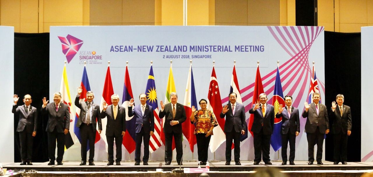 ASEAN - Trung Quoc dien tap hang hai vao cuoi nam hinh anh