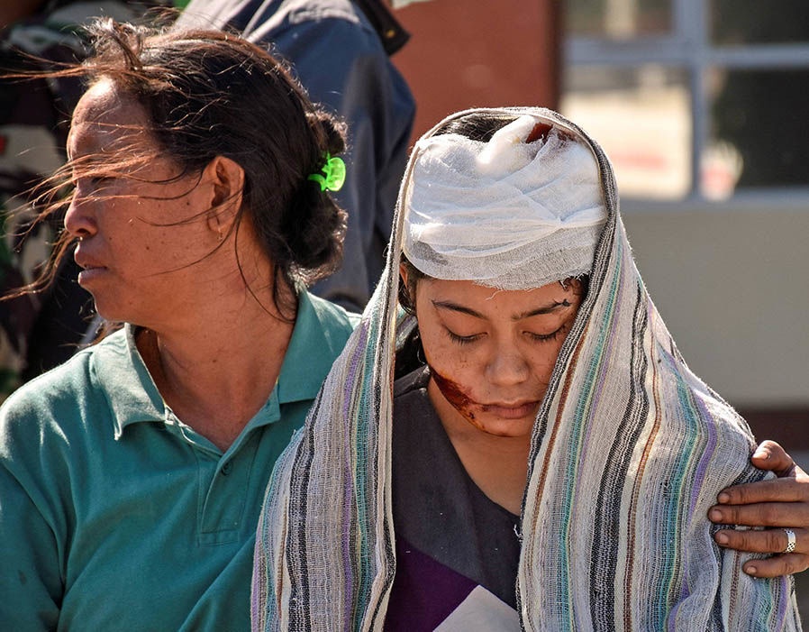 Tu tai nan den thien tai, chau A trai qua mua he du lich ac mong hinh anh