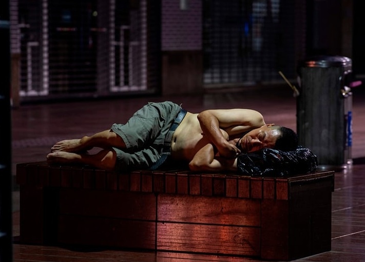 Cai nong thieu dot bien pho Thuong Hai thanh phong ngu ngoai troi hinh anh