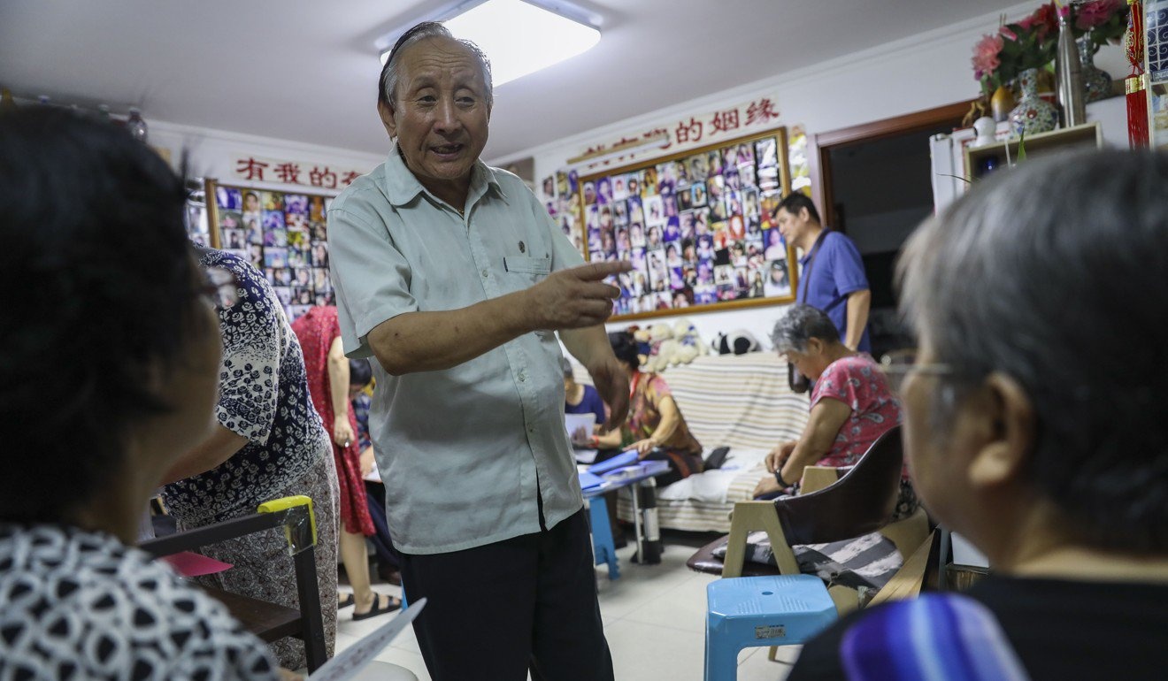 "Gai e" Trung Quoc khong voi cuoi chong anh 2