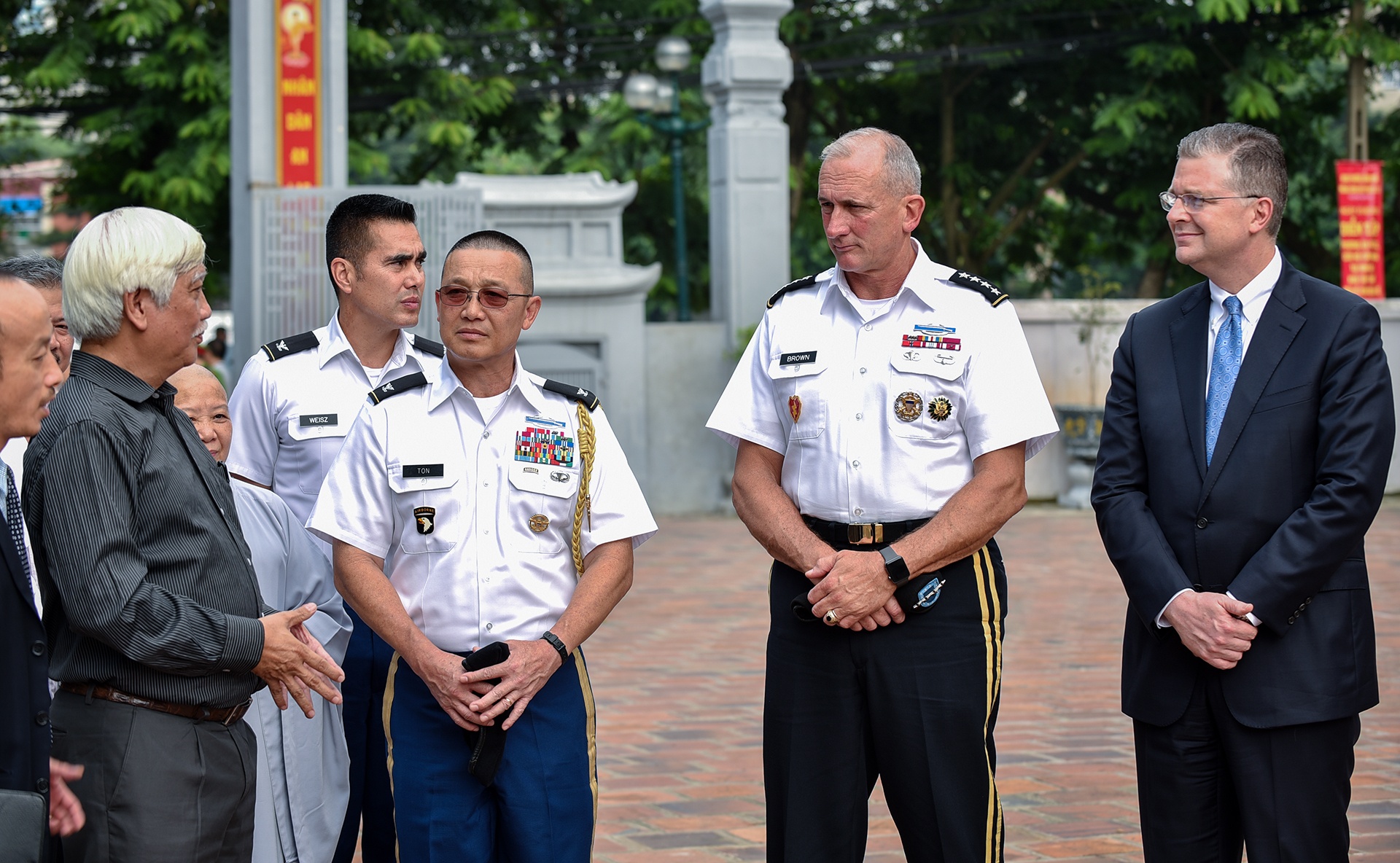 tuong My tham den tho Hai Ba Trung anh 1