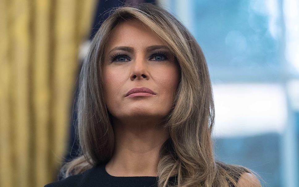 De nhat phu nhan My vuot qua mot nam song gio tai Nha Trang hinh anh