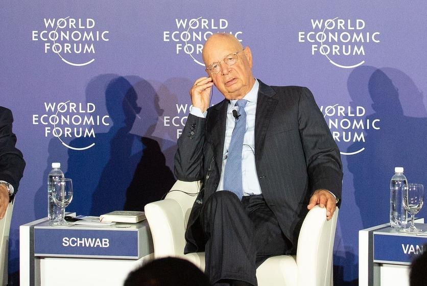 Chu tich WEF: Quoc gia bo lo chuyen tau Cach mang 4.0 se bi tut hau hinh anh