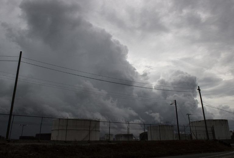 Tranh cai viec so tan tu nhan luc bao 'quai vat' Florence tien gan My hinh anh