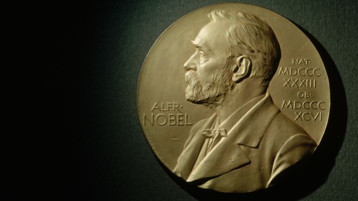 giải Nobel ảnh 2 giai Nobel anh 2