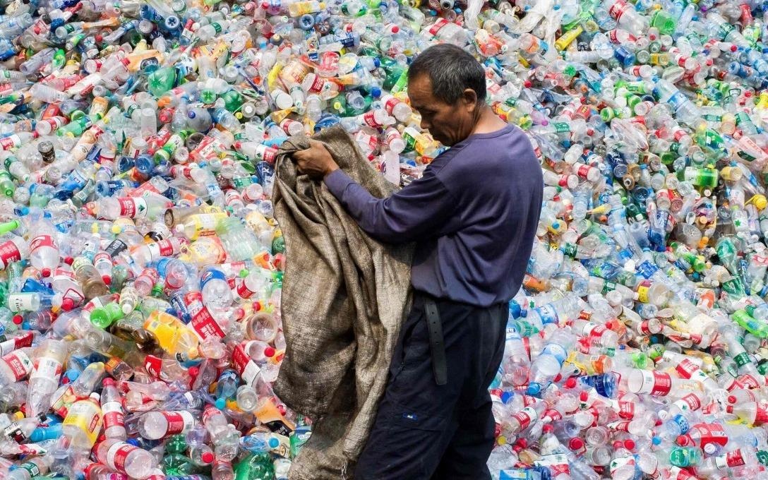 Trung Quoc cam nhap phe lieu, rac nhua My do ve Dong Nam A hinh anh