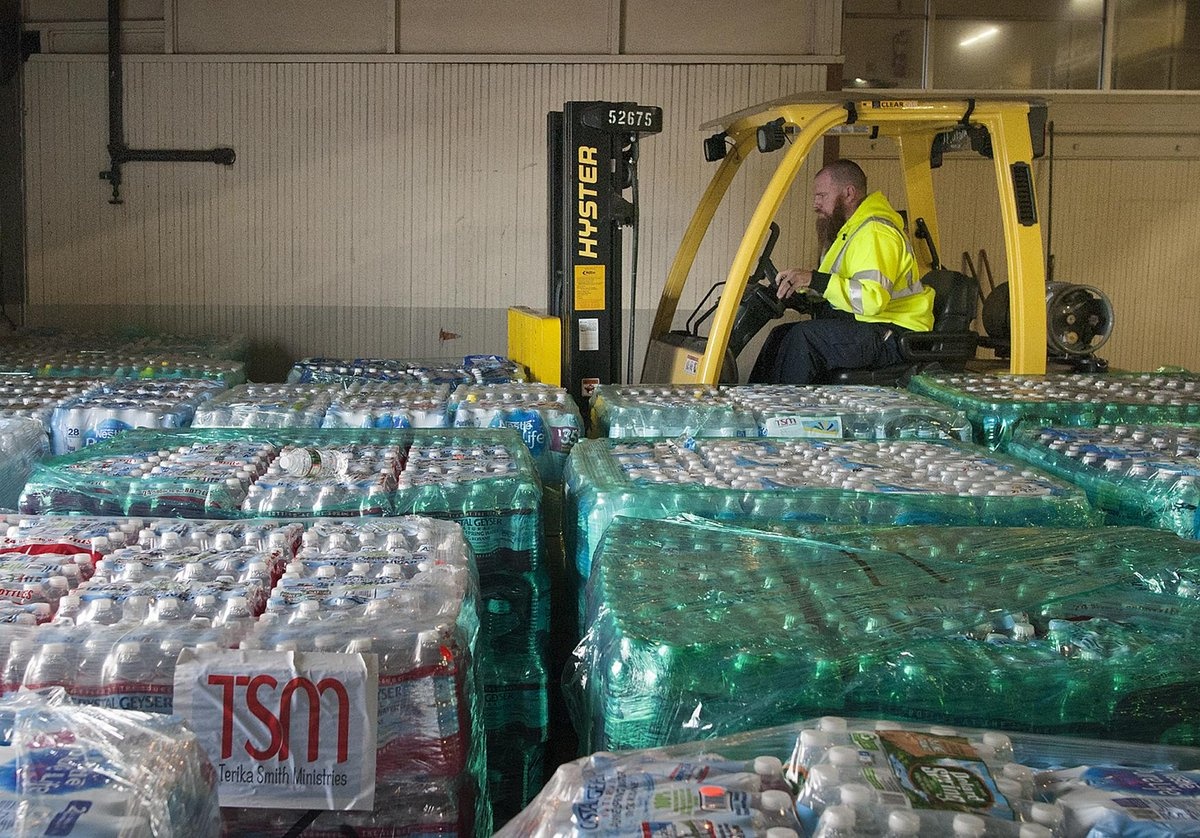 sieu bao Michael anh 11