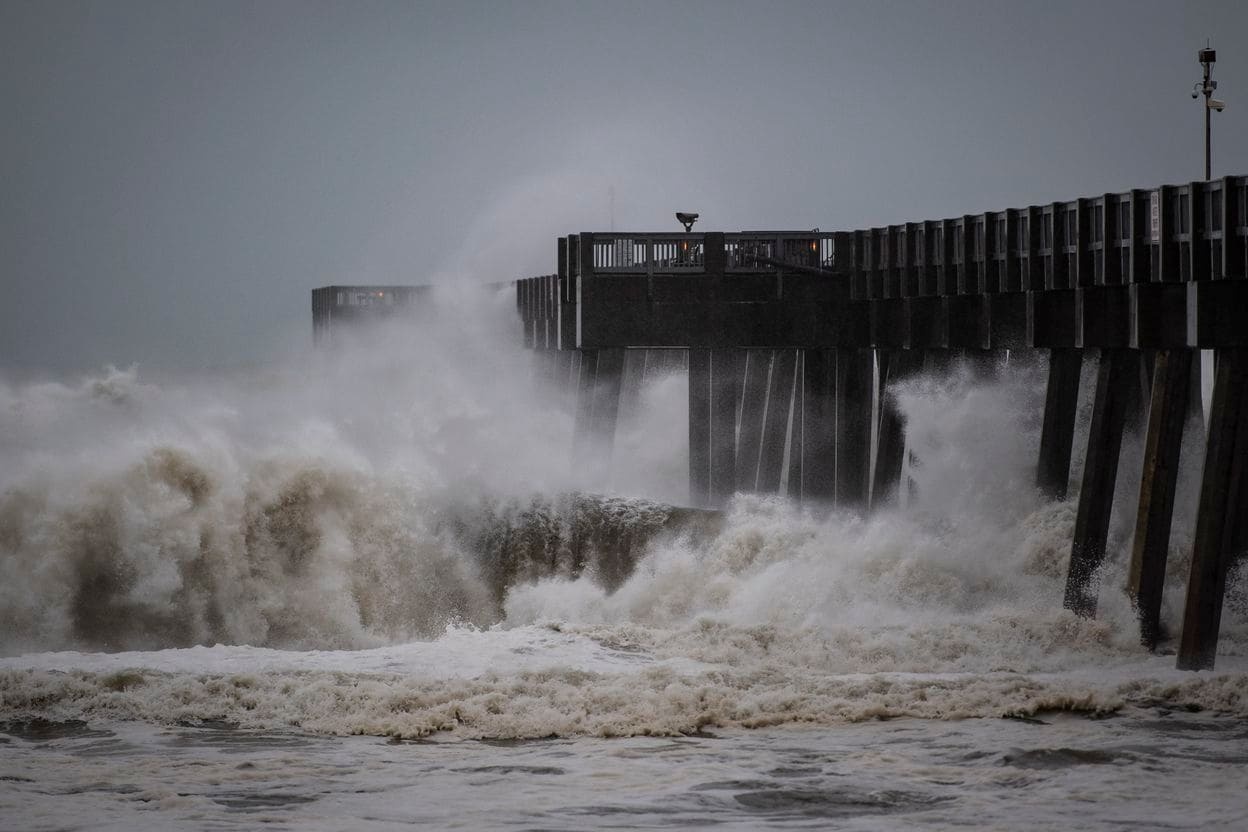 Sieu bao 'quai vat' Michael tan pha Florida, hang trieu nguoi so tan hinh anh