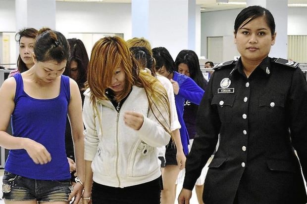 31 phu nu Viet Nam bi bat tai Malaysia vi vi pham luat nhap cu hinh anh
