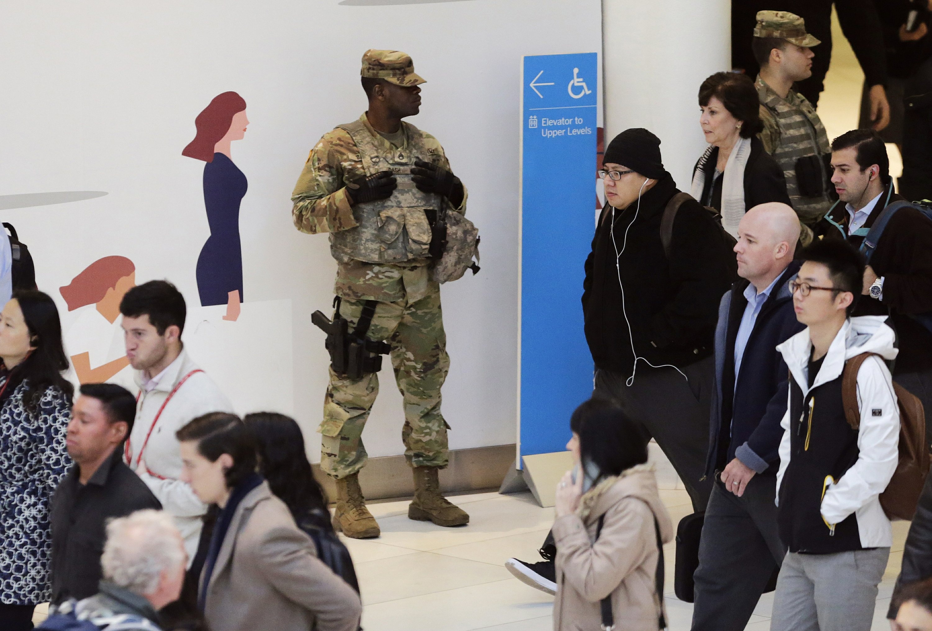 nghi pham gui bom tai My anh 12