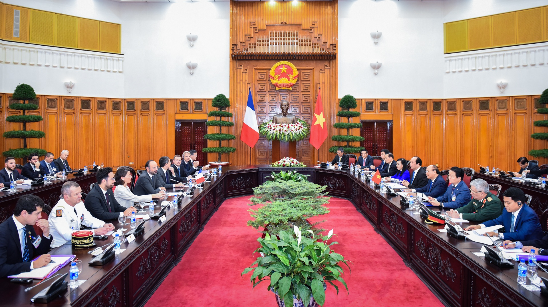 thủ tướng Pháp thăm Việt Nam ảnh 10 thu tuong Phap tham Viet Nam anh 10