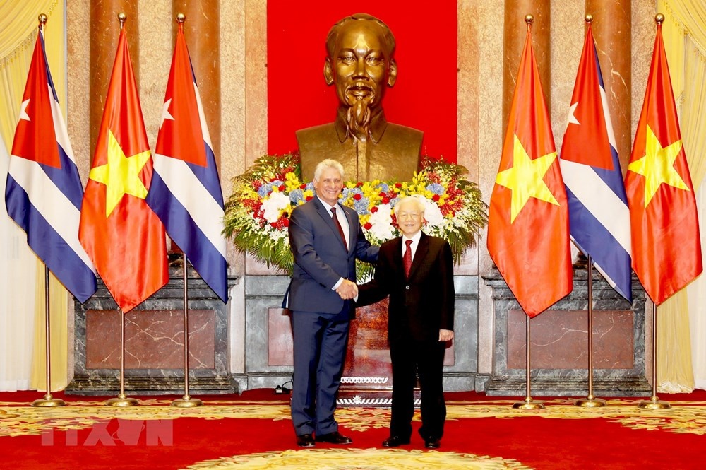 Chu tich Cuba tham Viet Nam anh 8