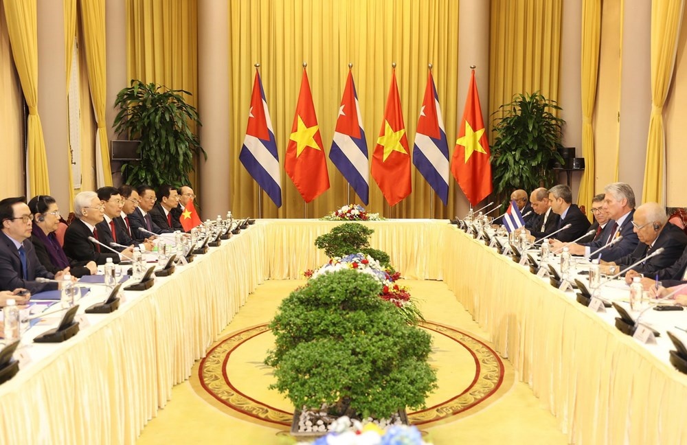 Chu tich Cuba tham Viet Nam anh 10