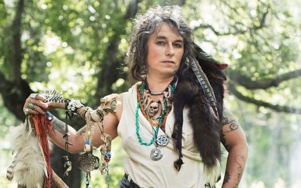 Chan dung phu thuy hien dai o My: Tu tu si den nha hoat dong nu quyen hinh anh