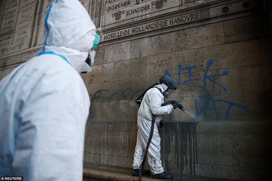 canh tan hoang sau bieu tinh Phap anh 5