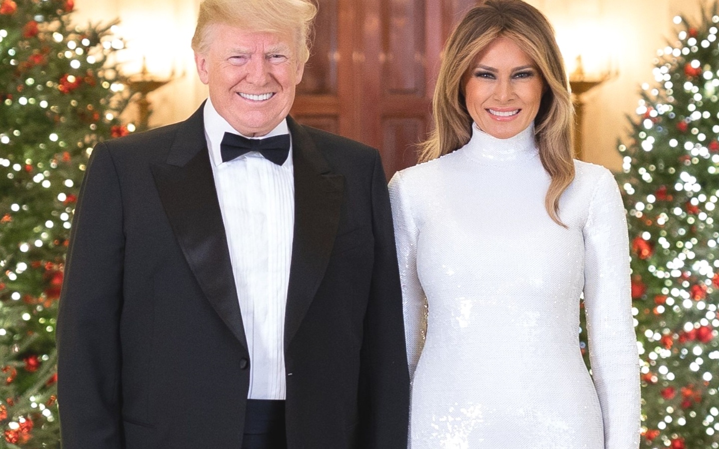 Ai noi trang phuc sequin khong danh cho phu nu trung nien? hinh anh