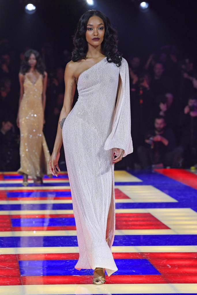 nguoi mau ngoai co anh 5