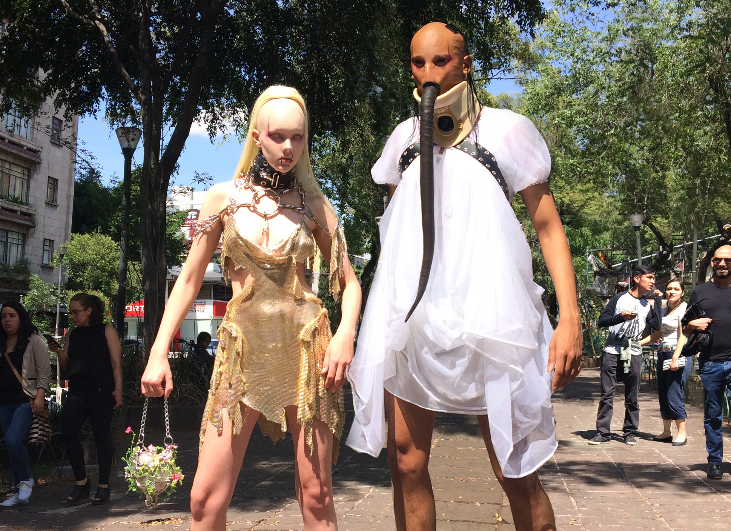 thời trang quái dị ảnh 1 thoi trang quai di anh 1