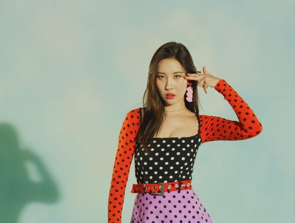 thoi trang cua Sunmi anh 1