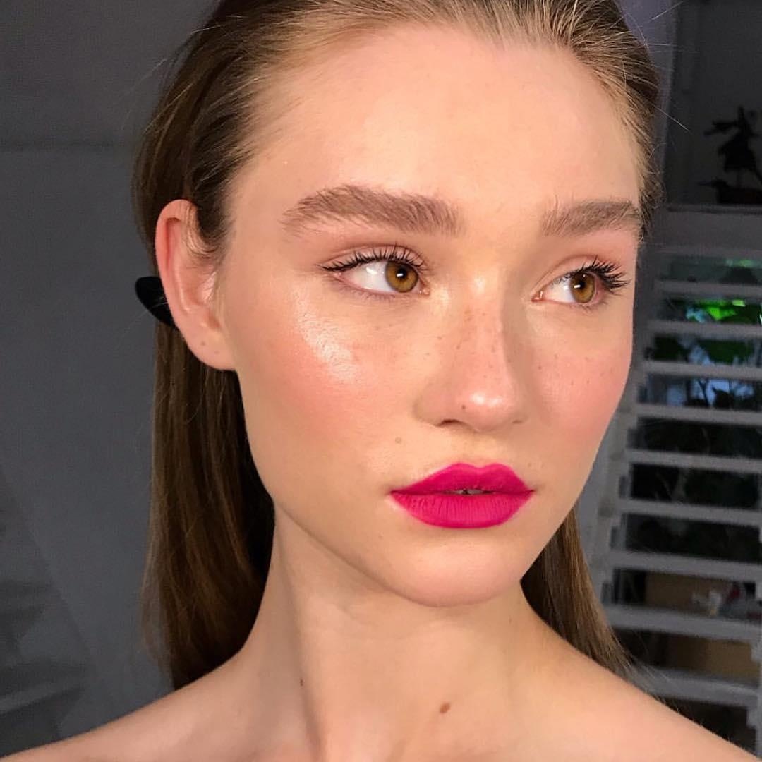 phong cach trang diem anh 9