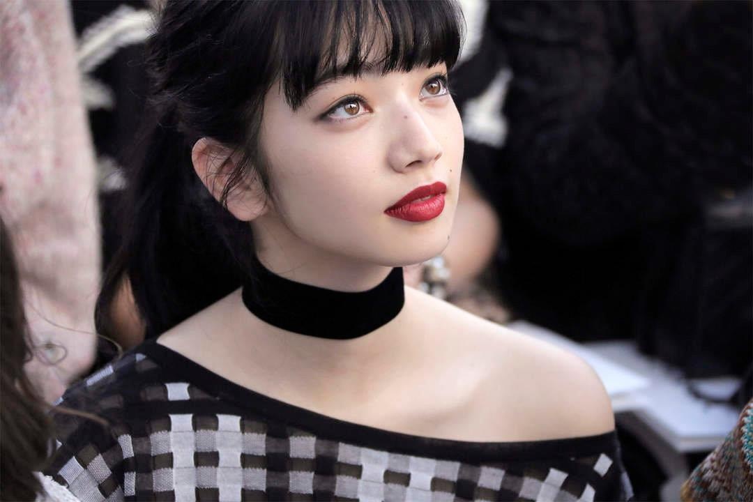 Nhan sac hut hon cua cac bong hong lang mau xu Phu Tang hinh anh