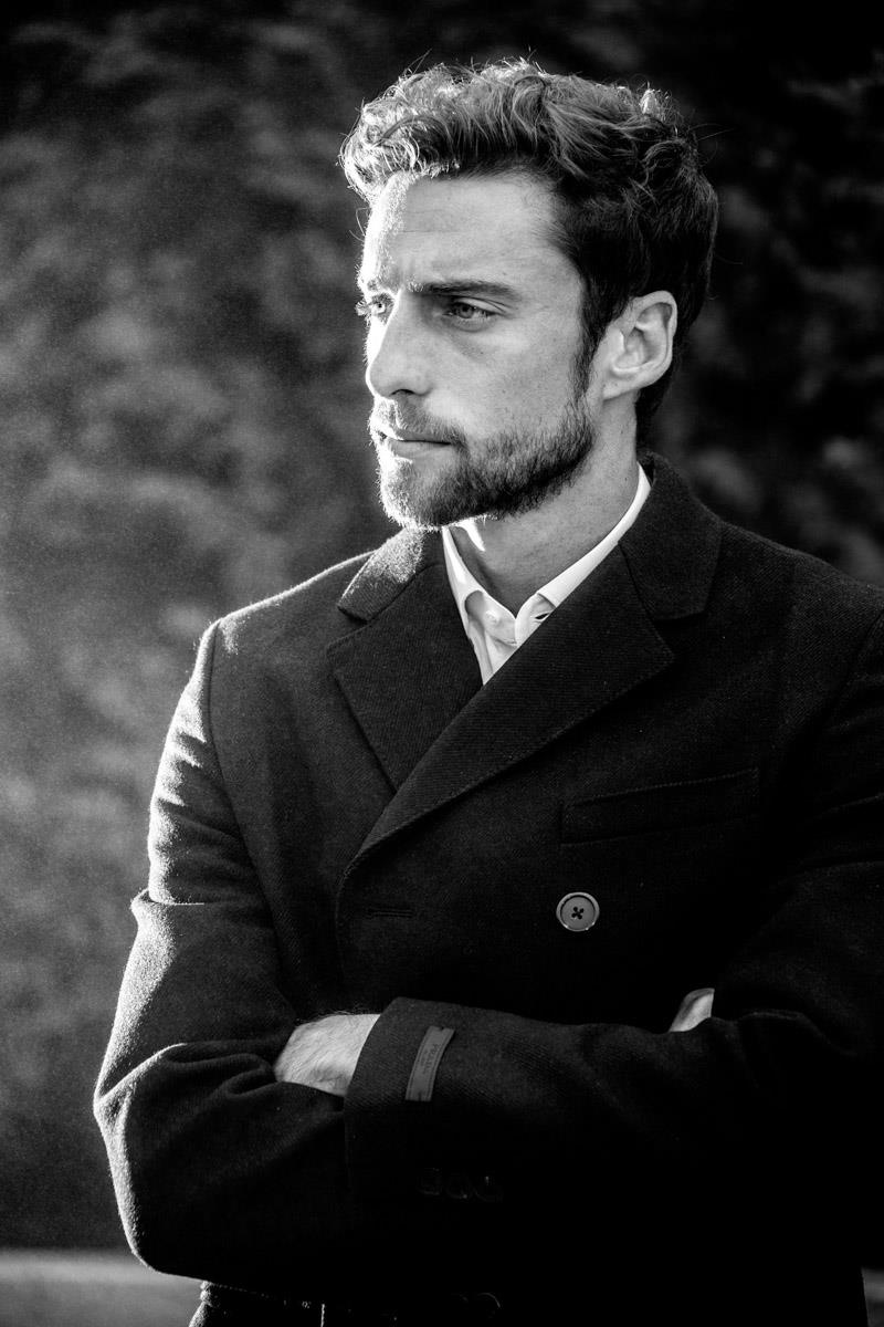 Phong cach thoi trang cau thu anh 4