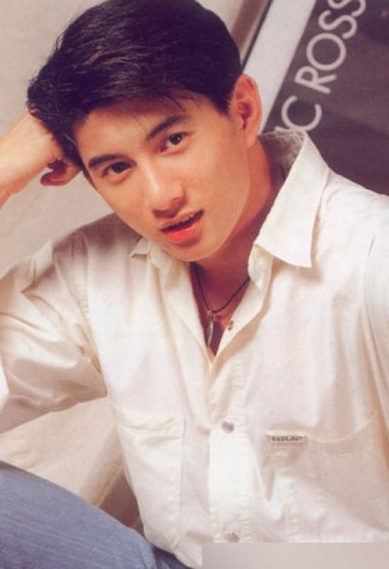 nam than Hoa gu anh 21