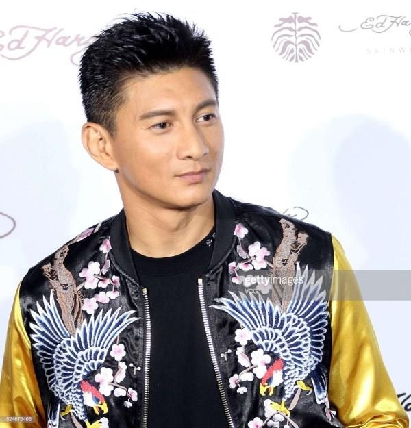 nam than Hoa gu anh 24