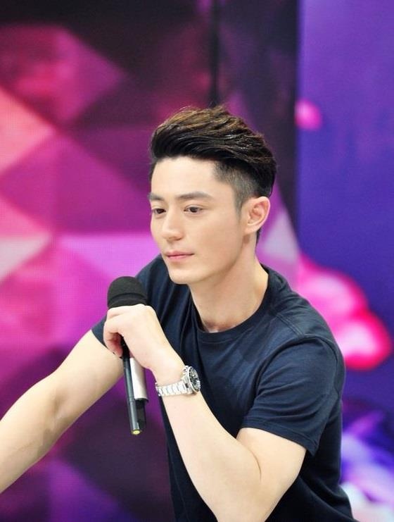 nam than Hoa gu anh 8