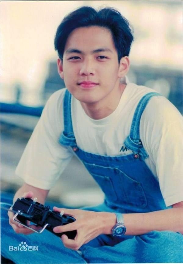 nam than Hoa gu anh 13