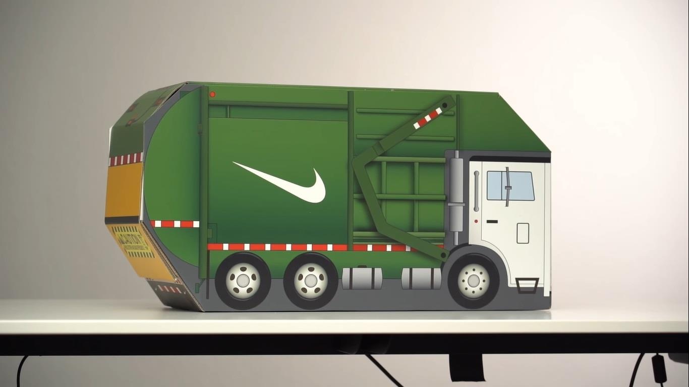 hop dung sneakers anh 1