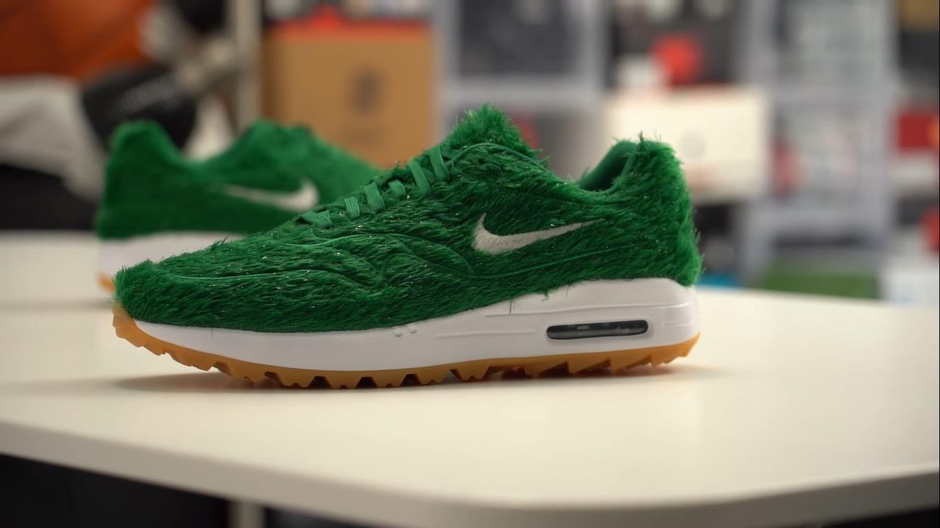 hop dung sneakers anh 3