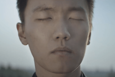 Inter Milan dang video gioi thieu tan chu tich 26 tuoi hinh anh