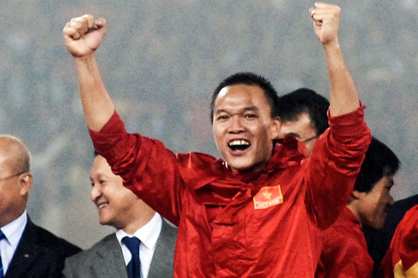 Thu mon Duong Hong Son: 'Chung toi chua chuyen nghiep' hinh anh